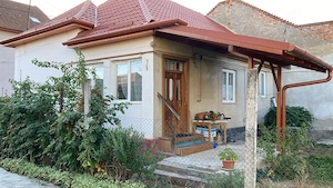 Inchiriez casa cu 2 camere  - imagine 5