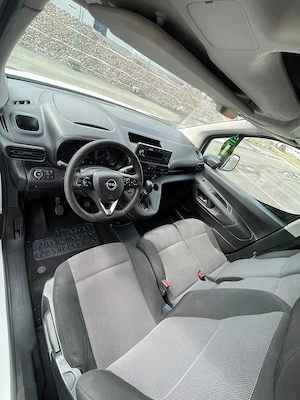 Opel Combo E | 1.5 diesel 100 cp E6 | 3 locuri | 118.000 km - imagine 8