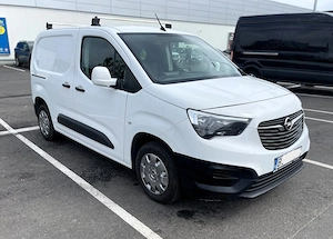 Opel Combo E | 1.5 diesel 100 cp E6 | 3 locuri | 118.000 km