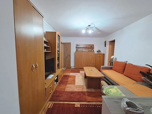  Apartament cu 2 camere-renovat in 2024- centrala proprie-etaj 1-zona Girocului - imagine 5
