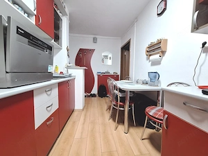  Apartament cu 2 camere-renovat in 2024- centrala proprie-etaj 1-zona Girocului - imagine 11