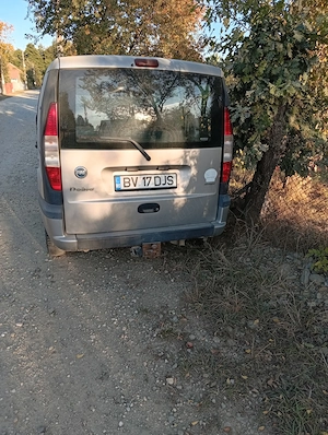 Vînd Fiat doblo 2006 - imagine 2