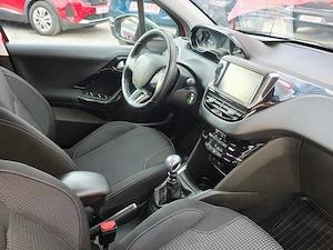 Peugeot 208 PureTech 110 Stop & Start Allure, 2019, Hatchback, Benzina - imagine 13