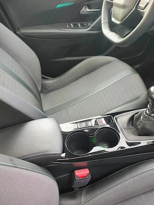 Peugeot 2008 PureTech 130 GPF Stop&Start Allure, 2022, SUV, Benzina - imagine 13
