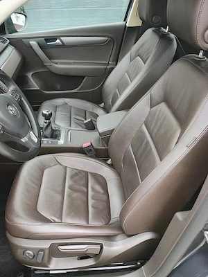 Volkswagen Passat 1.6 TDI DPF BlueMotion Technology Highline, 2013, Sedan, Diesel - imagine 14