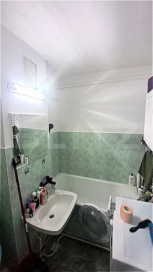 Garsoniera de vanzare,30 mp, zona Astra - imagine 5