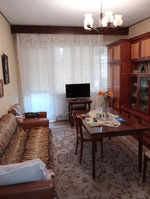 Apartament 3 camere decomandat, Mazepa 1, etaj 4