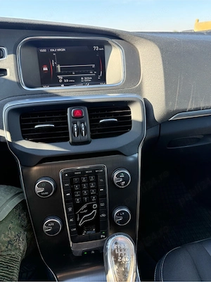 Vand Volvo V40 D2 - imagine 4
