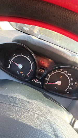 Ford Fiesta 1.3 Benzină   2010   Manuală   Distribuție nouă   240.000 km - imagine 7