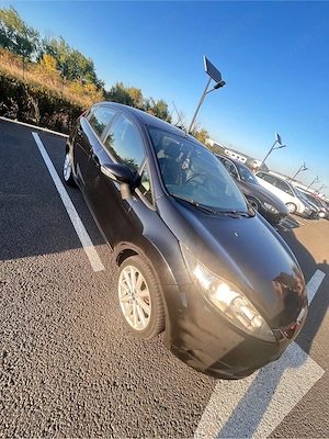 Ford Fiesta 1.3 Benzină   2010   Manuală   Distribuție nouă   240.000 km - imagine 4
