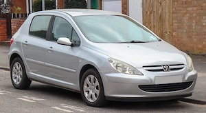 Dezmembrez peugeot 307 2.0