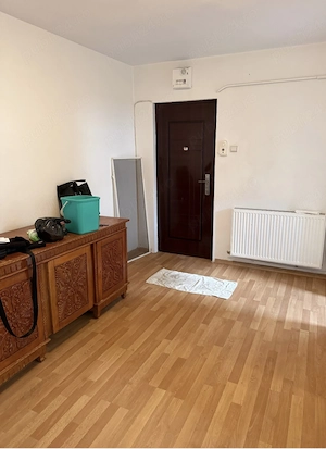 Vând apartament cu o camera - imagine 4