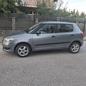 Vând Skoda Fabia, 2012, EURO 5 - imagine 2
