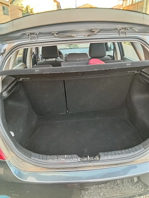  Vând KIA Ceed 1.4 Benzină (109 CP) | Doar 105.984 km Reali | Stare Excelentă - imagine 7