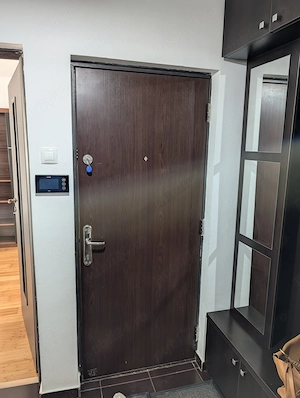 Apartament 2 camere Nicolina, la 10 min. de Palas - imagine 8