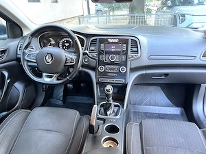 Renault Megane  - imagine 3