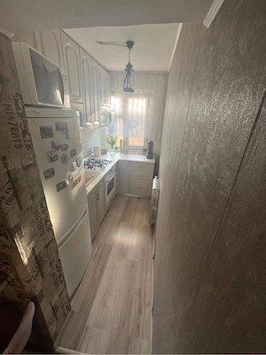 Propietar vand apartament 2 camere - imagine 4