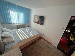 Propietar vand apartament 2 camere - imagine 9