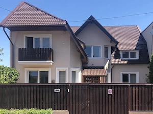 De vanzare direct  de la proprietar Casa particulara cu etaj( Vilâ) singur in curte, situat in Tg Mu - imagine 4