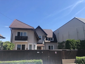 De vanzare direct  de la proprietar Casa particulara cu etaj( Vilâ) singur in curte, situat in Tg Mu
