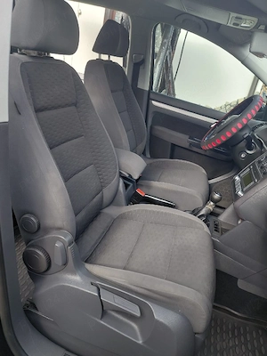 touran 19TDI anul 2008 - imagine 2