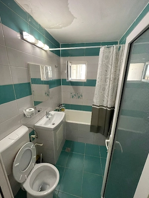 inchiriez apartament cu 2 camera