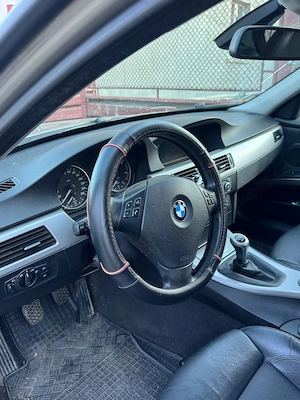 Vând BMW e90 anul 2007 ultima generație fără filtru de particule. - imagine 4