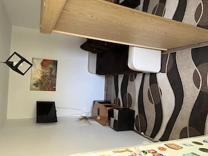 Apartament 2 camere , zona intim Resita 