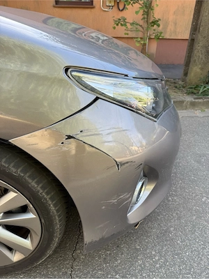 Toyota Auris Hybrid - imagine 4