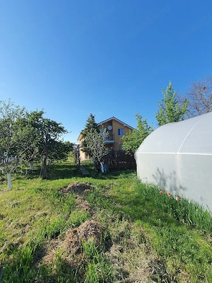 de vanzare casa într-o zona linistita situata la 20 de minute de centrul orașului  - imagine 4