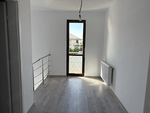 Garsonieră spațioasă în vilă nouă (2021) + pod pe toată suprafața | an 2021 | Bragadiru   str. Verii - imagine 5