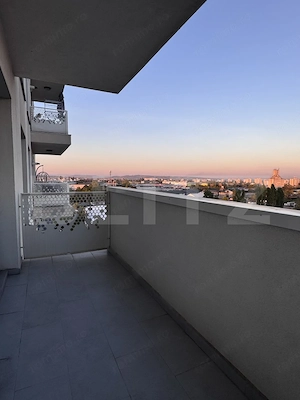 Apartament 3 camere, 67 mp, zona Vest - imagine 14