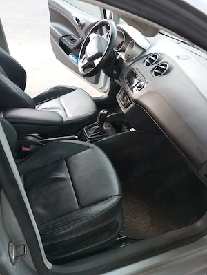 Vând Seat Ibiza Style 2012, 203000 km, 2000 euro negociabil  - imagine 9