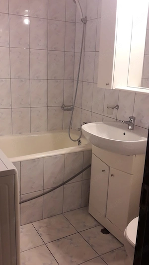 Proprietar,  Metrou Iancului, garsonieră spațioasă, curată, mobilată, utilată, la etajul 1 - imagine 5