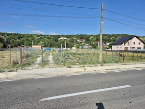Vand teren intravilan situat in suburbia brodoc 