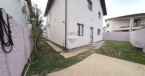 Vila  de vânzare , P+1,  S.U.100mp-Cartierul Independenței - imagine 2