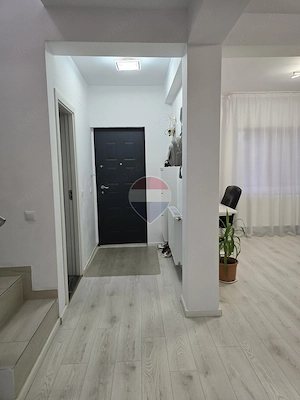 Vila  de vânzare , P+1,  S.U.100mp-Cartierul Independenței - imagine 14