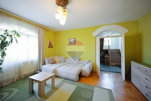 De vânzare pe str. Branului, casă de renovat, 5 camere, teren 514 mp - imagine 8