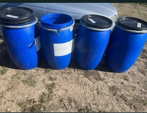 Butoaie de vânzare cu capac si inel de strângere 120 l
