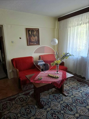 Apartament cu 3 camere de vânzare în zona Est - imagine 4