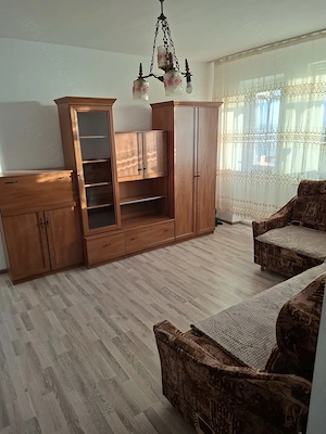 Inchiriez apartament 2 camere bloc turn - imagine 4