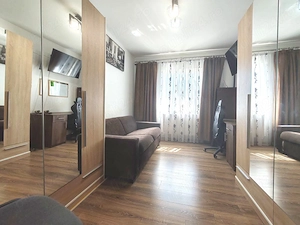 Apartamente de închiriat 