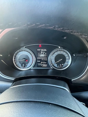 Suzuki Vitara 4X4, Benzina+Electric, Unic Proprietar, 56000 KM - imagine 5