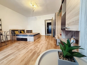Garsoniera de vanzare, 32 mp, zona Noua