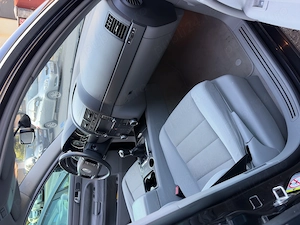 Vând VW touareg din 2008 motor diesel 2.5 - imagine 9