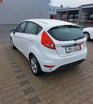 Ford fiesta  - imagine 5