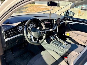 Volkswagen Touareg 3.0 V6 - imagine 4
