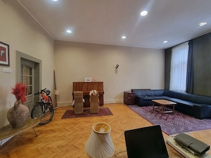 De vânzare apartament 71 mp  birou zona centrală - imagine 2