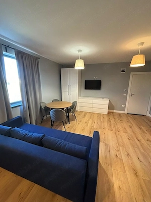 Inchiriez apartament o camera - imagine 3