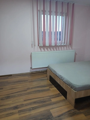 Apartament de vânzare cu 2 camere  50 mp  - imagine 2